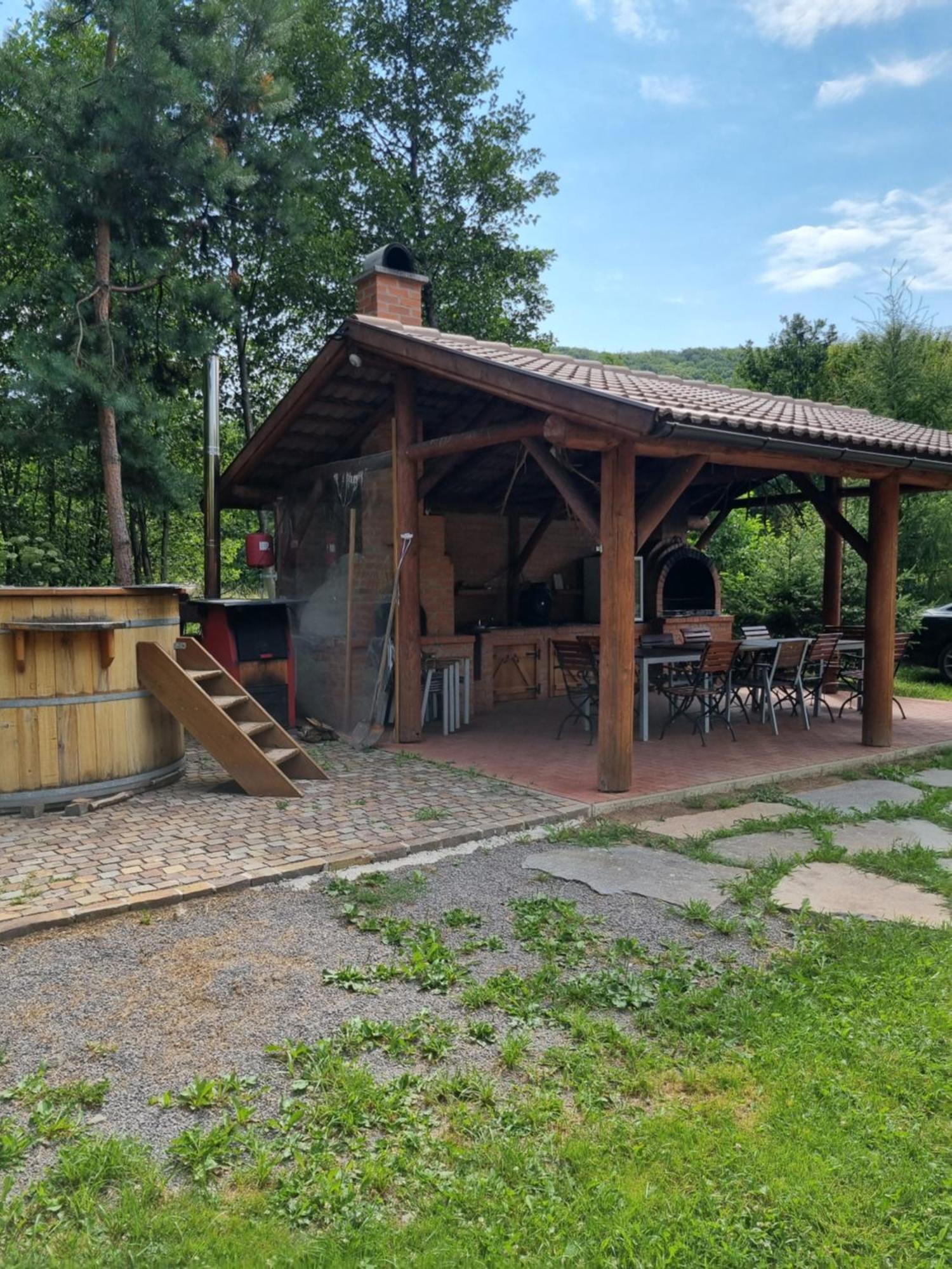 Hotel Katalin Kulcsoshaz Băile Chirui Exterior foto