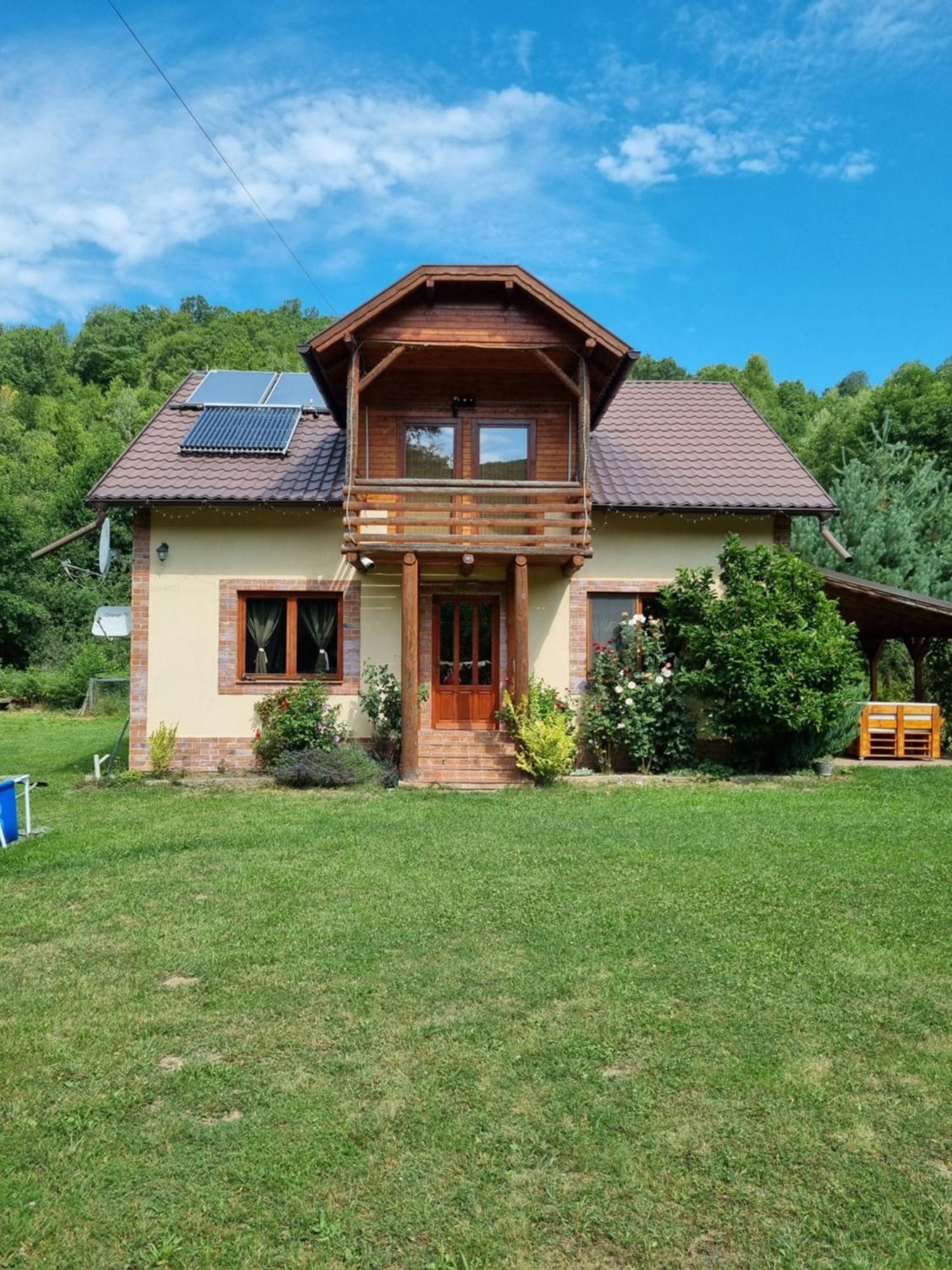 Hotel Katalin Kulcsoshaz Băile Chirui Exterior foto